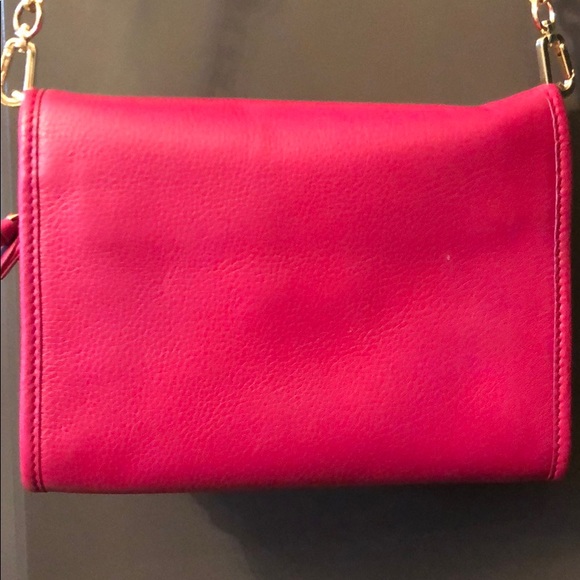 Crossbody - Picture 4 of 8